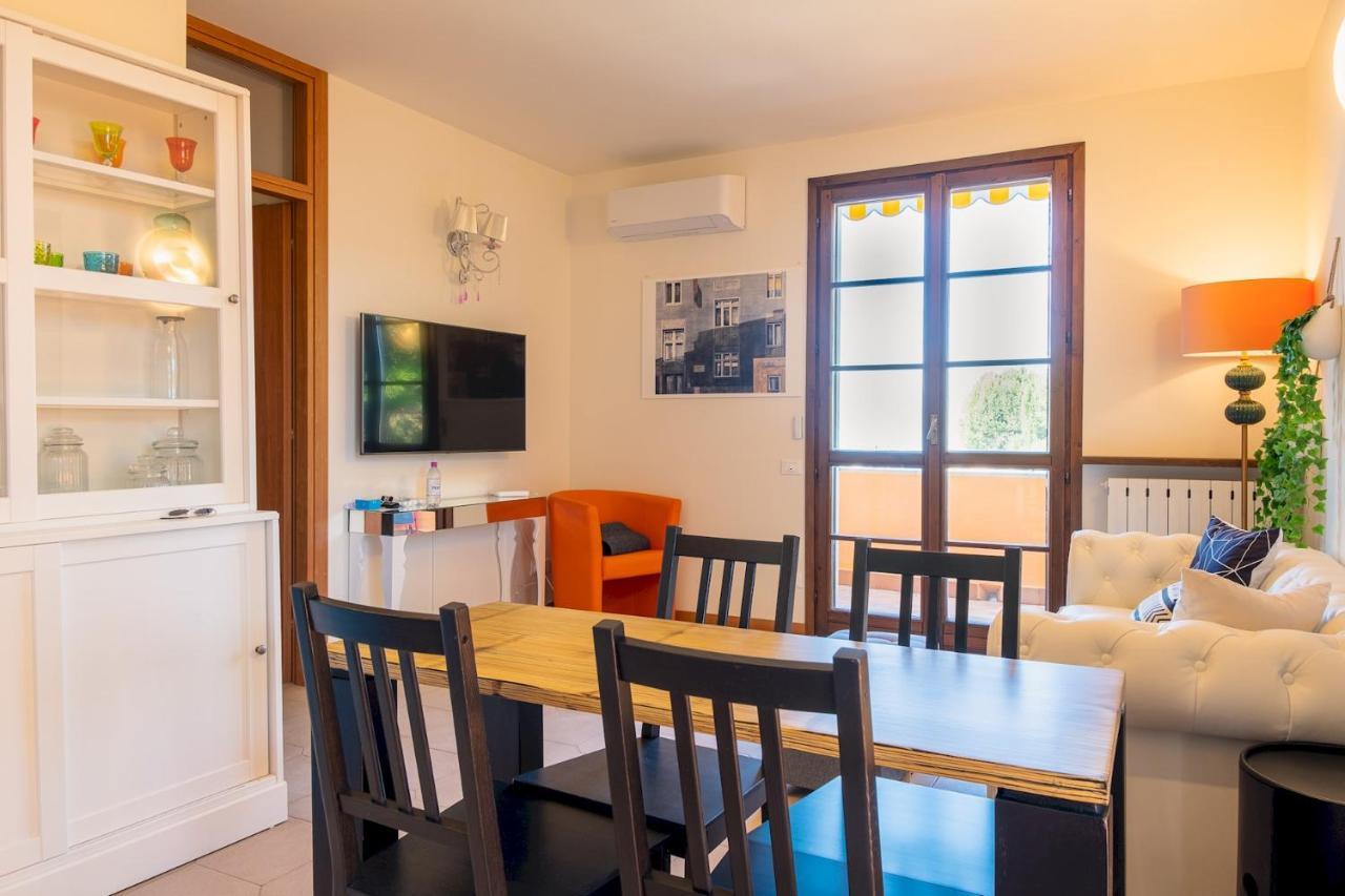 La Casa Sul Porto - Italian Homing Apartment Sirmione Exterior photo
