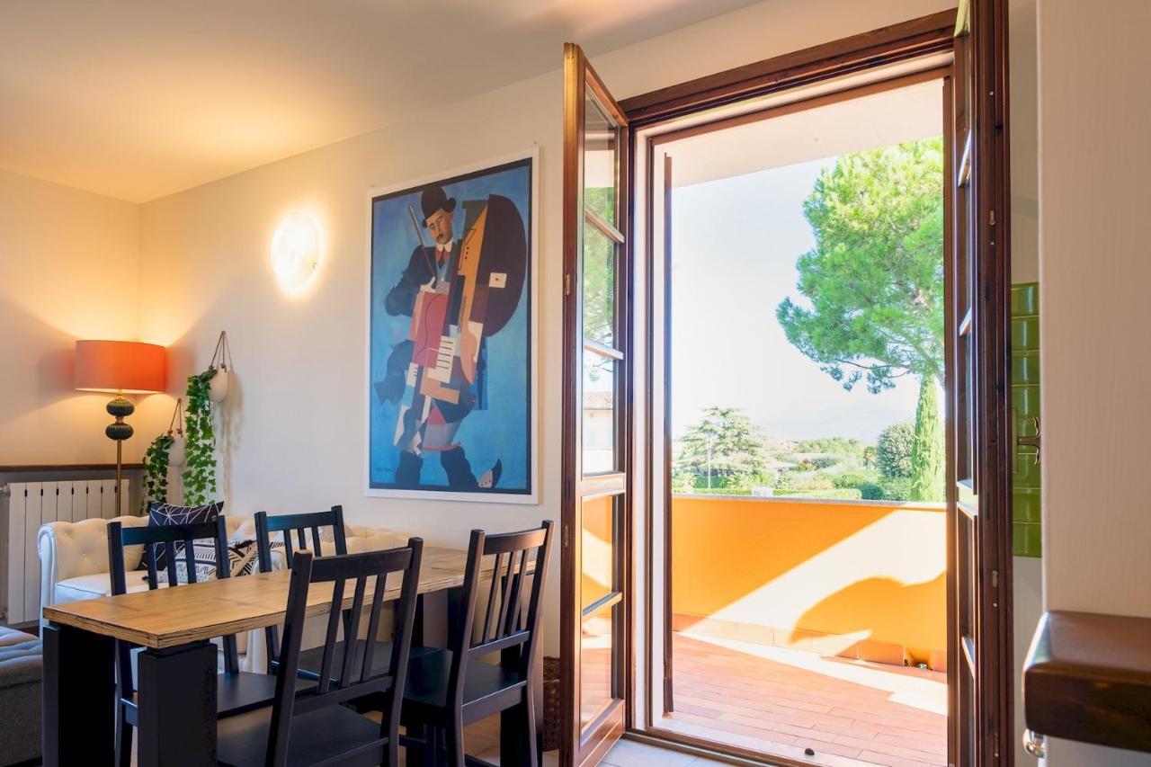 La Casa Sul Porto - Italian Homing Apartment Sirmione Exterior photo