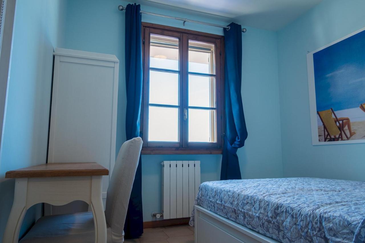 La Casa Sul Porto - Italian Homing Apartment Sirmione Exterior photo